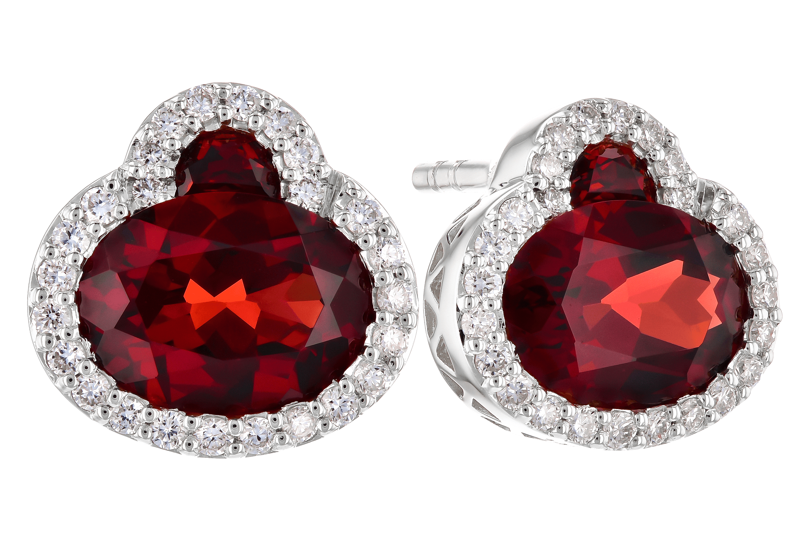 A272-89444: EARR 2.85 TW GARNET 3.06 TGW