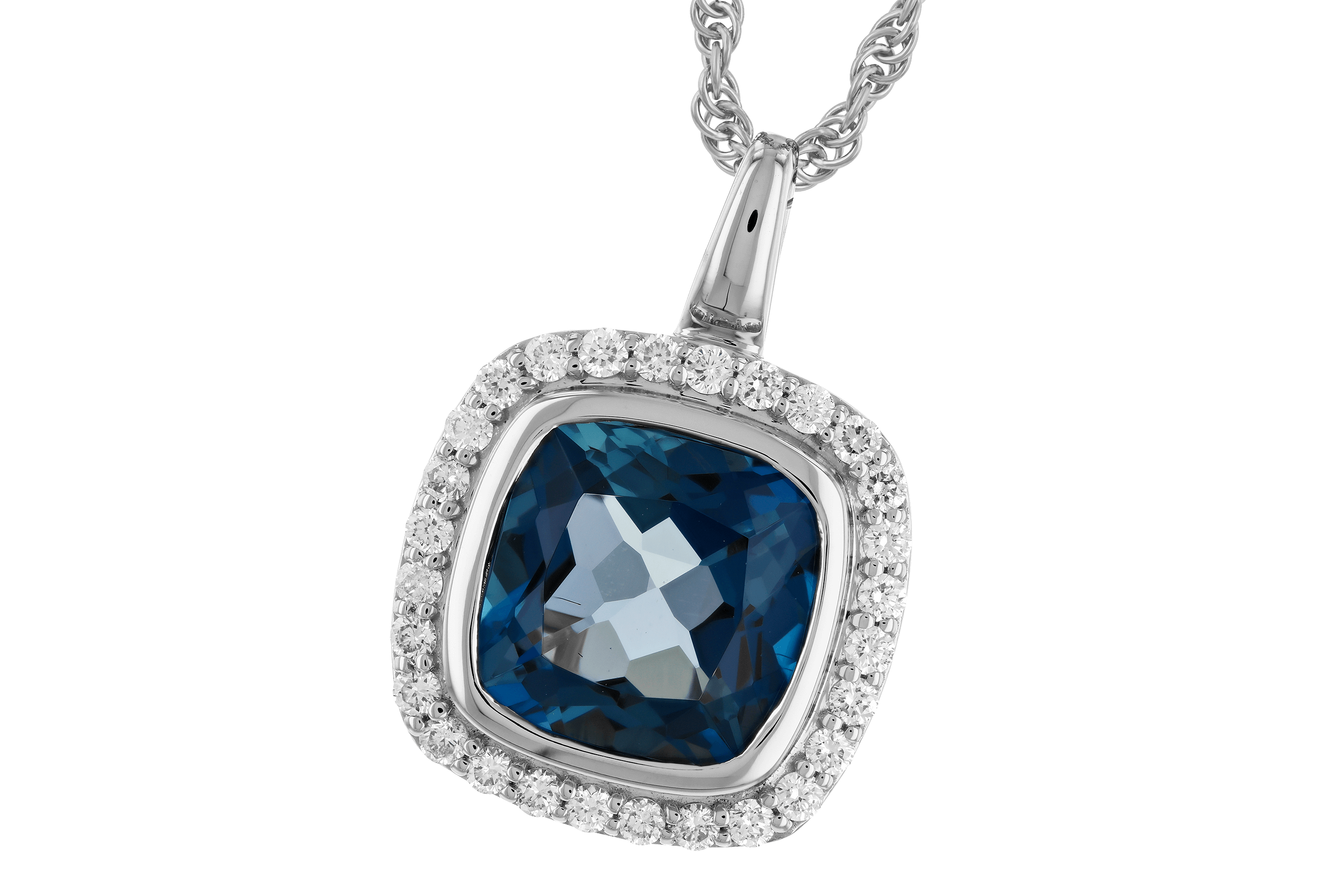 A273-79399: NECK 3.85 LONDON BLUE TOPAZ 4.15 TGW (9MM LBT)