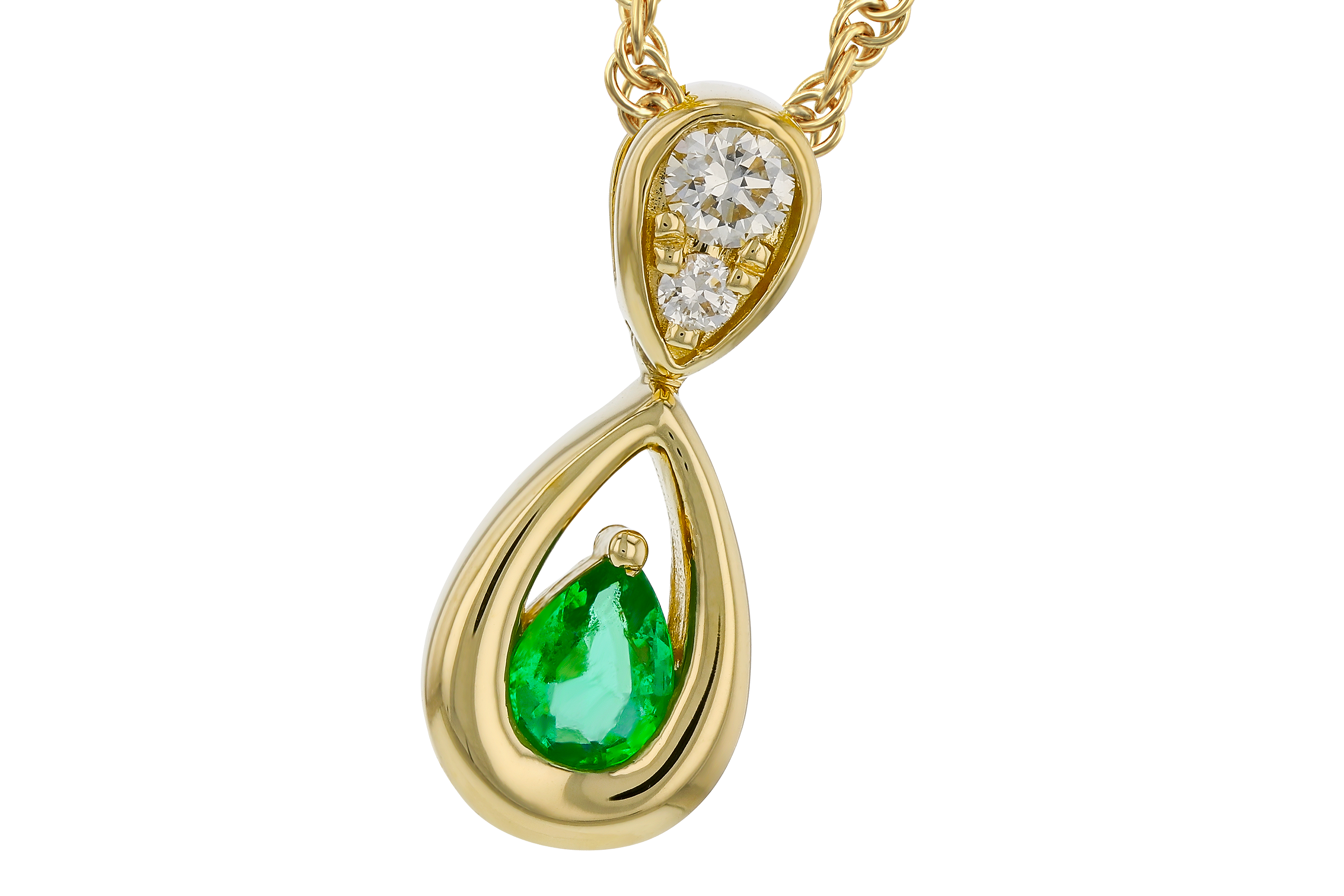 A274-67599: NECKLACE .10 EMERALD .16 TGW (4x3 EMER)