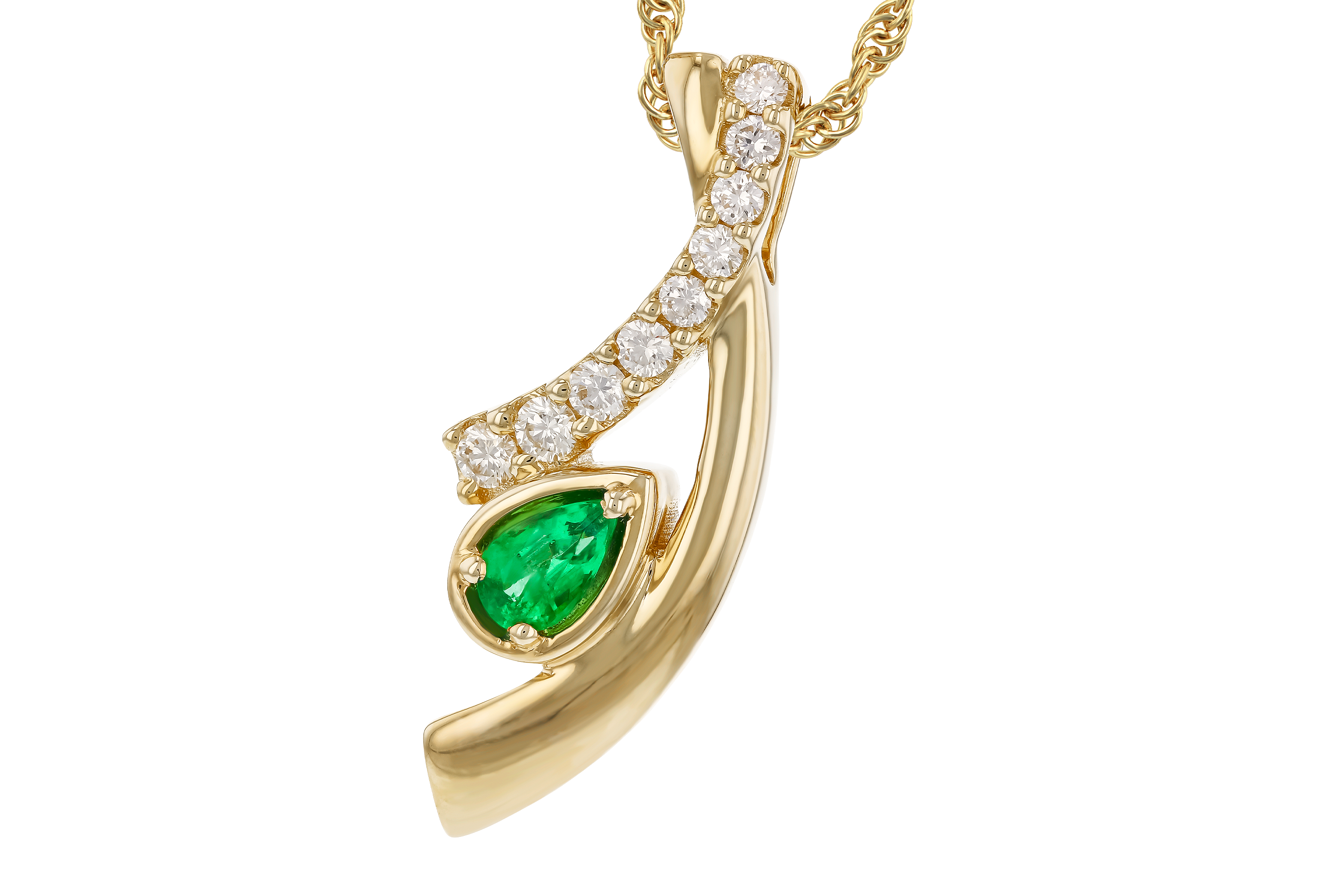 A274-69380: NECKLACE .17 EMERALD .34 TGW (5x3 EMER)
