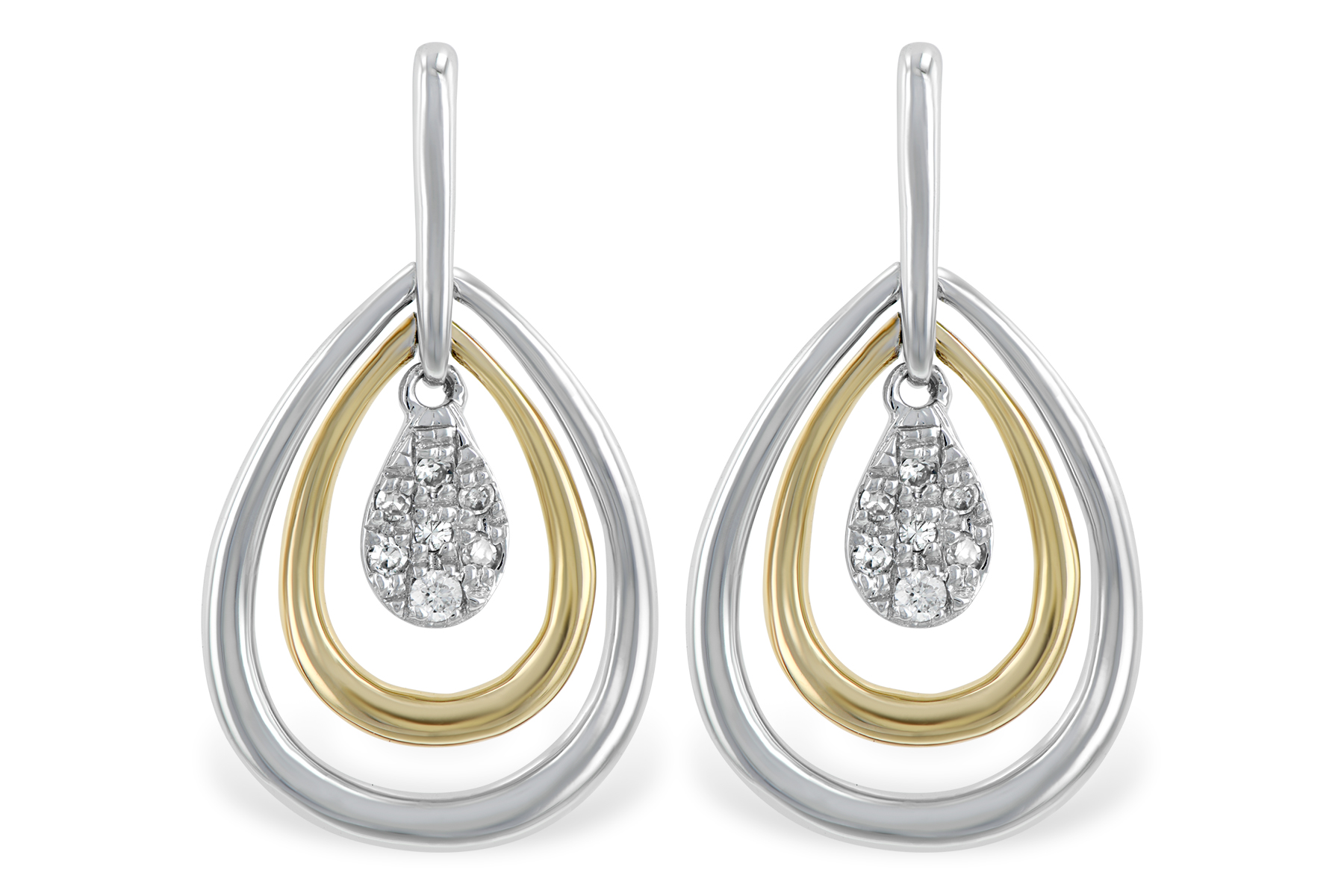 B183-76726: EARRINGS .06 TW