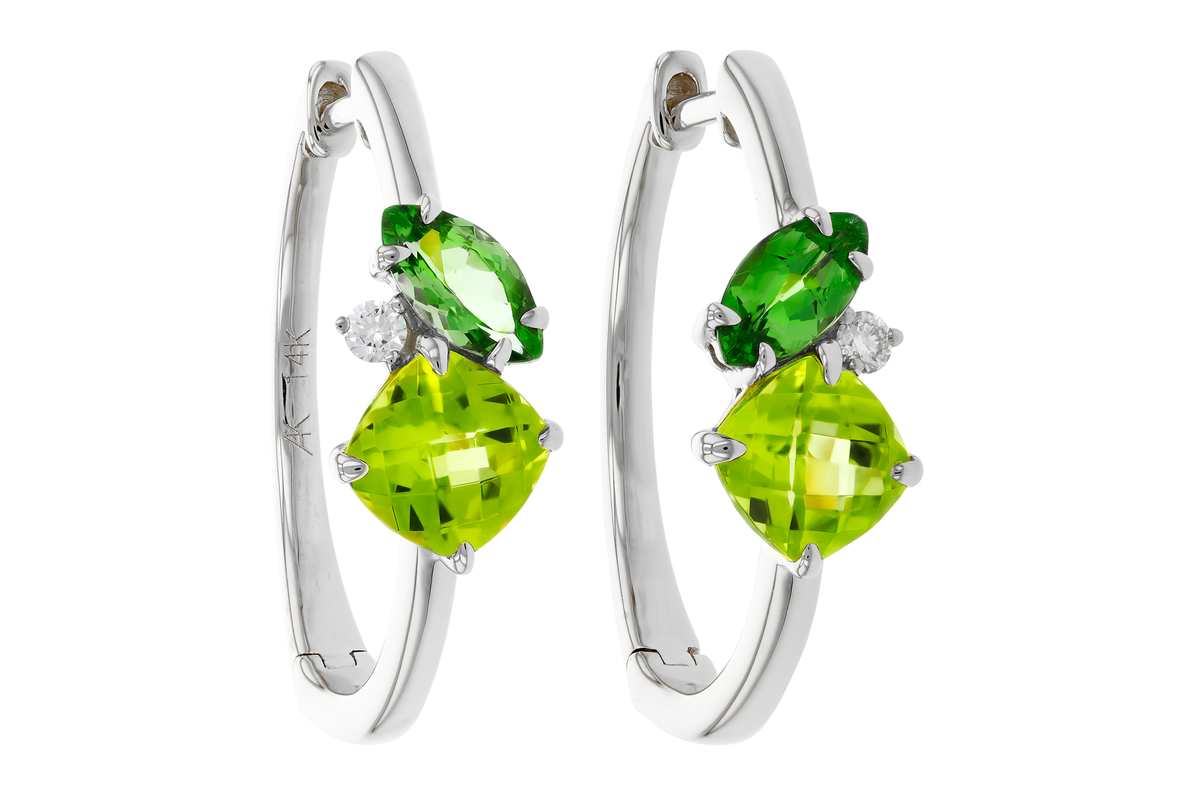C275-56653: EARRINGS 1.69 TW SEMI-PREC (PER,TSAV) 1.73 TGW