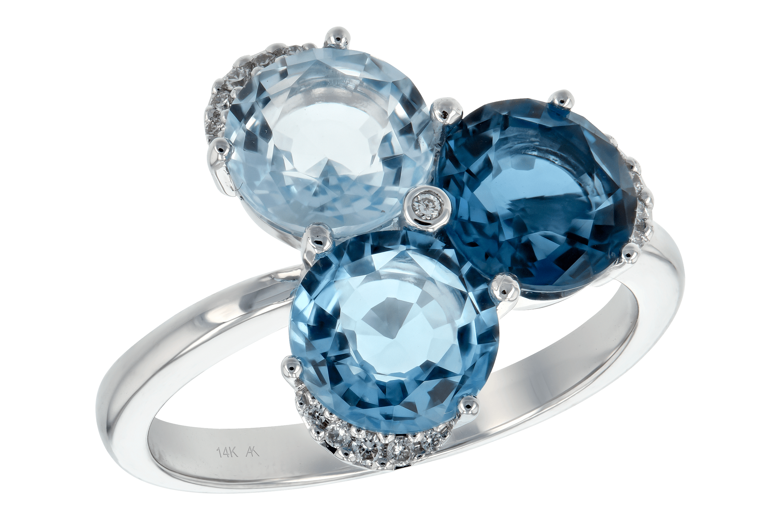 D189-19453: LDS RG 4.02 BLUE TOPAZ 4.07 TGW