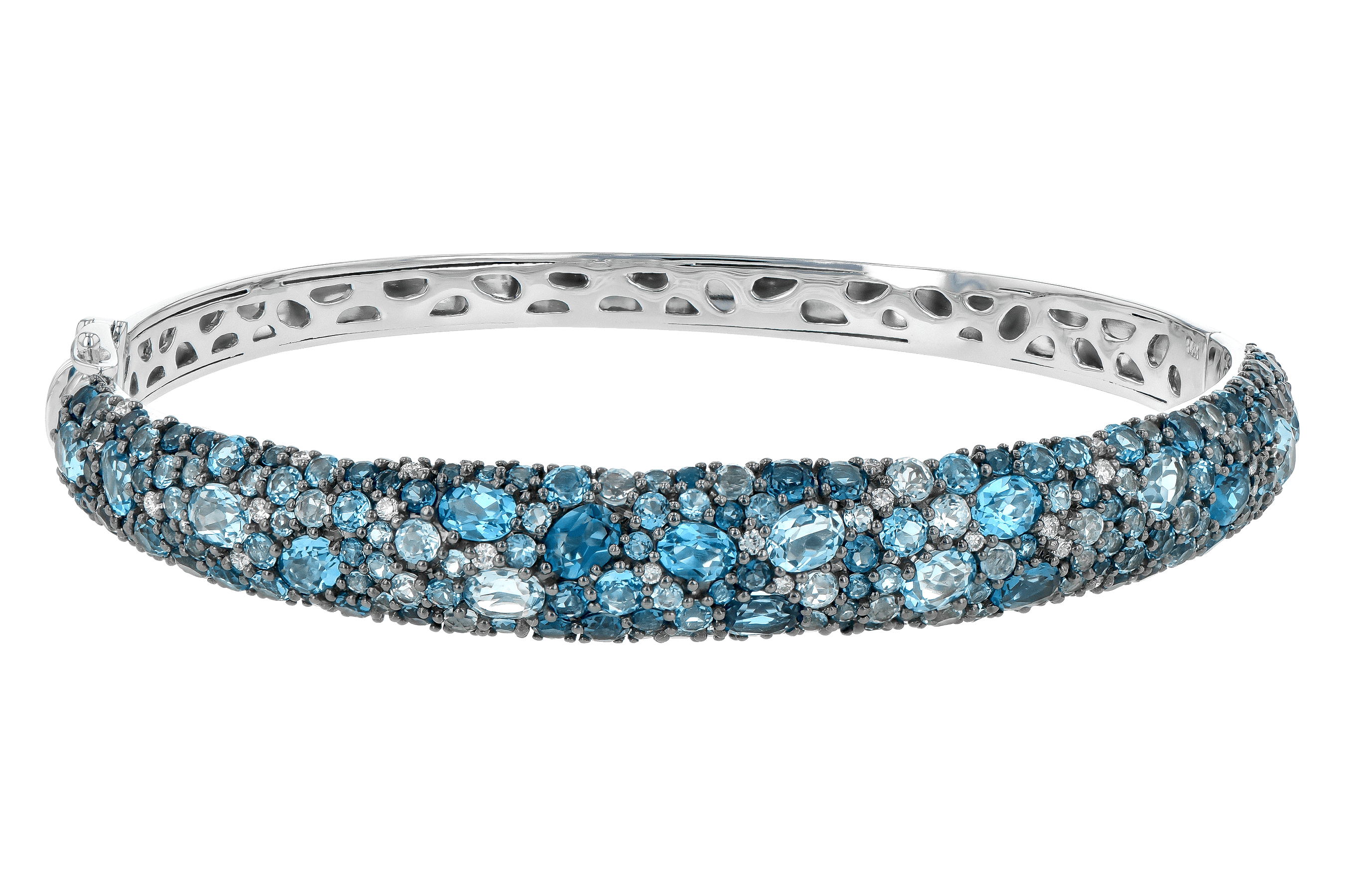 D190-12153: BANGLE 7.60 BLUE TOPAZ 7.85 TGW