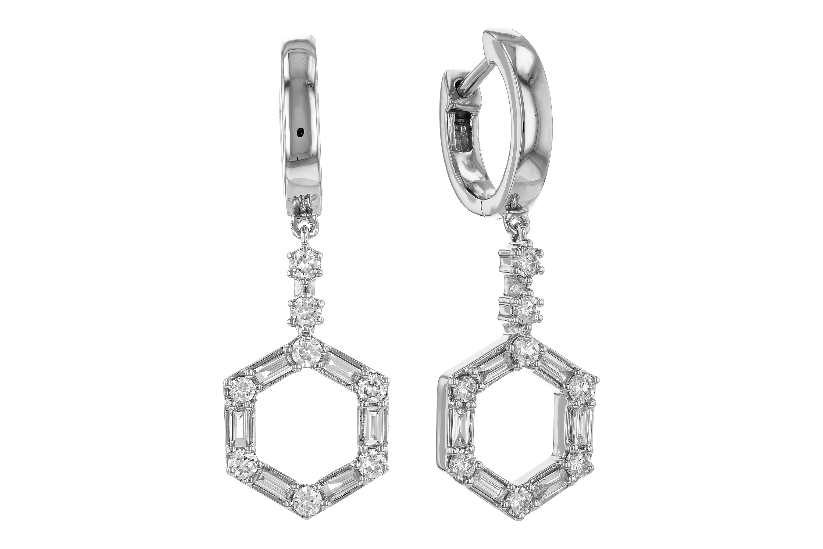 D274-64844: EARRINGS .23 BAG .60 TW
