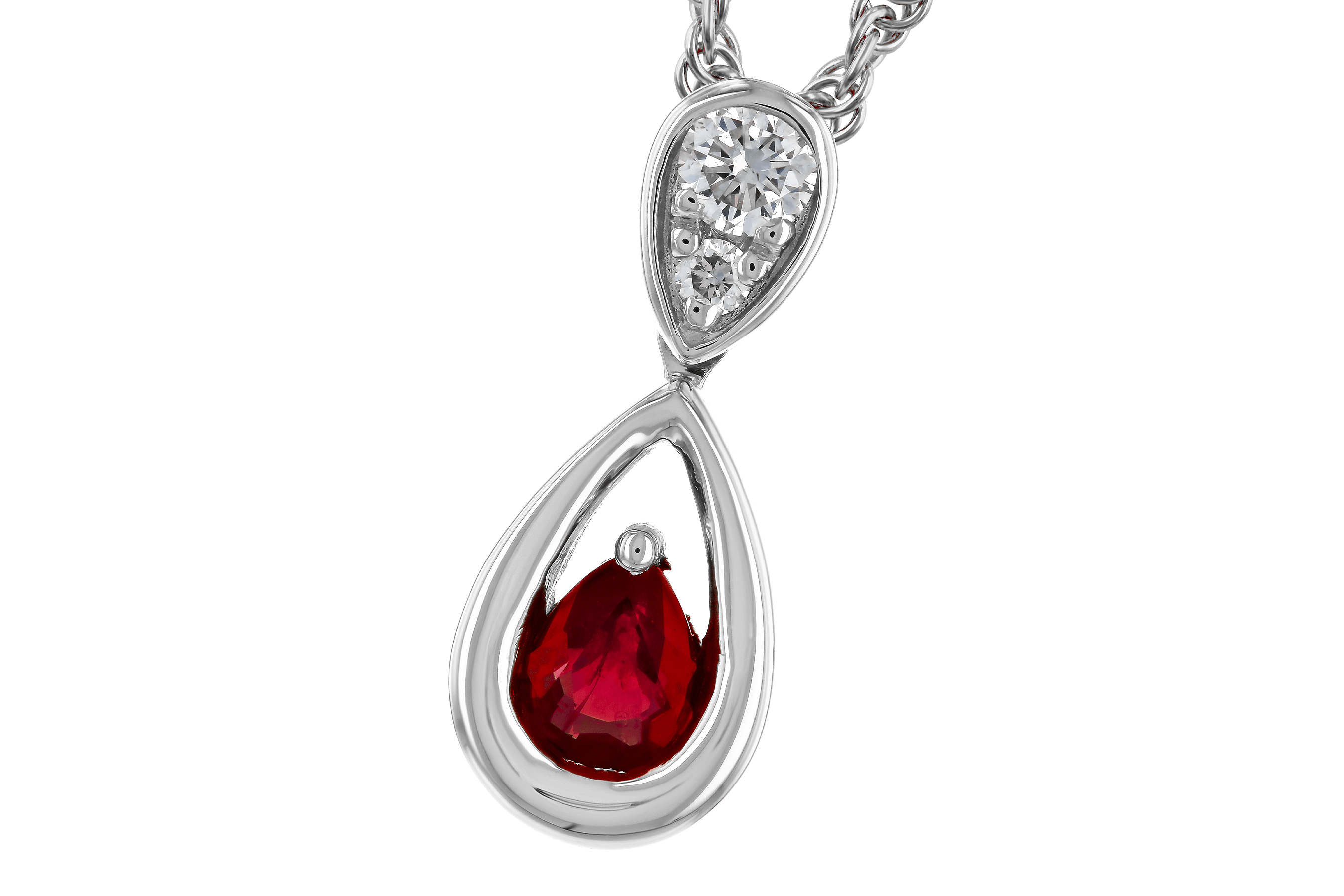 D274-66680: NECKLACE .20 RUBY .26 TGW (4x3 RUBY)