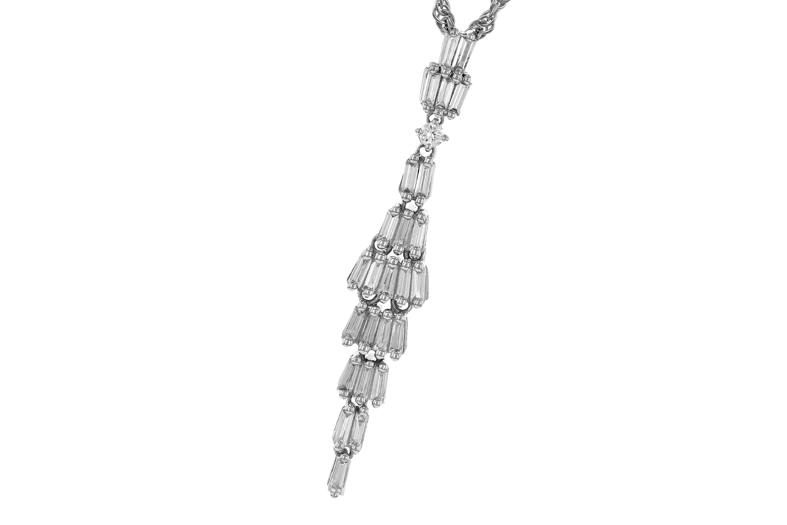 G274-69425: NECKLACE .33 BAG .35 TW