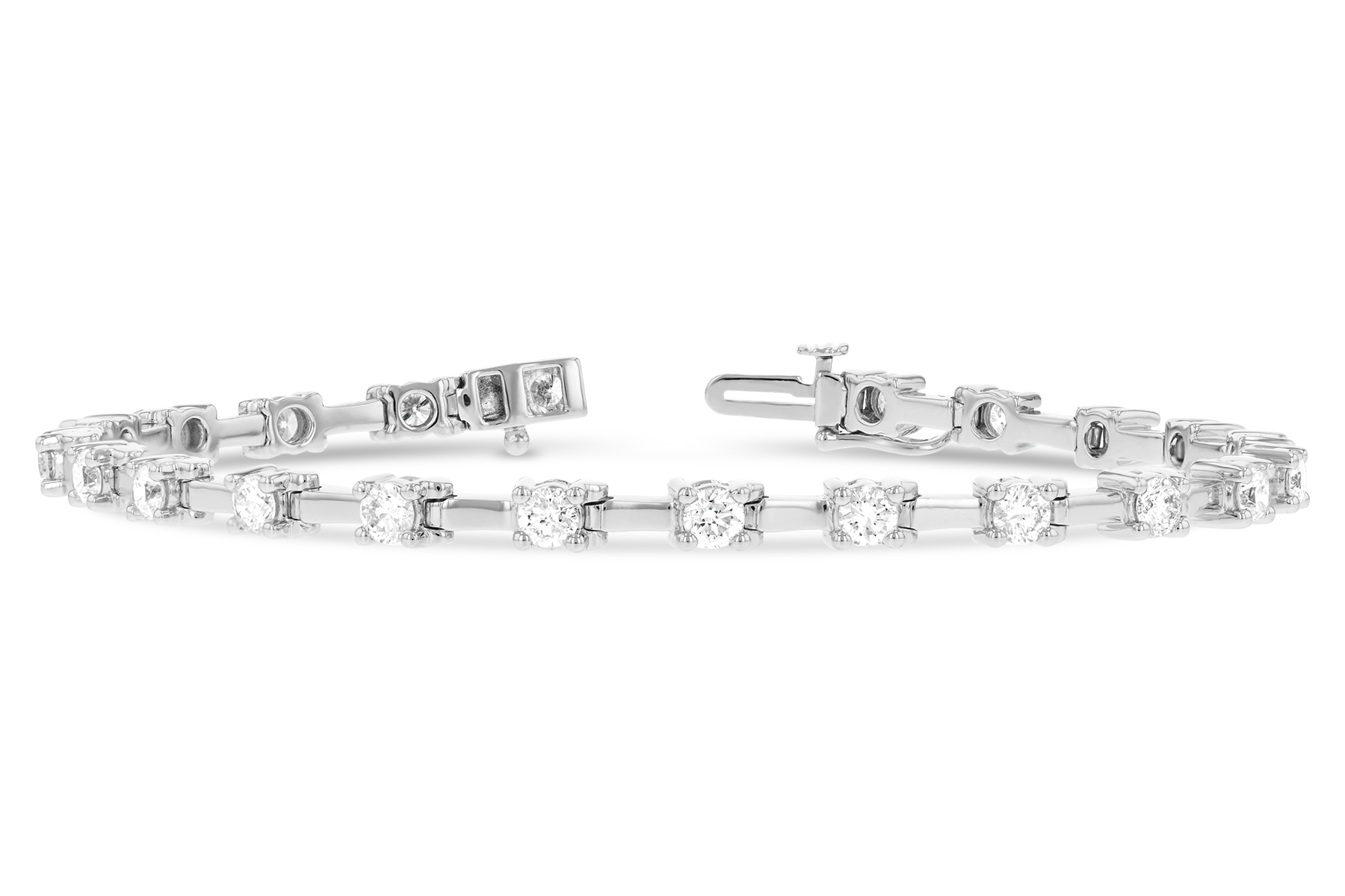 L188-33016: BRACELET 3.00 TW